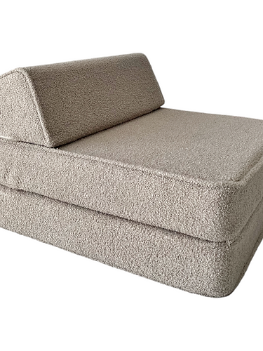 Moje. Bouclé Lounger