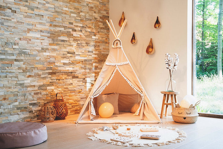 Moje. Tipi tent Latte (met pompons)