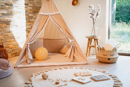 Moje. Tipi tent Latte (met pompons)